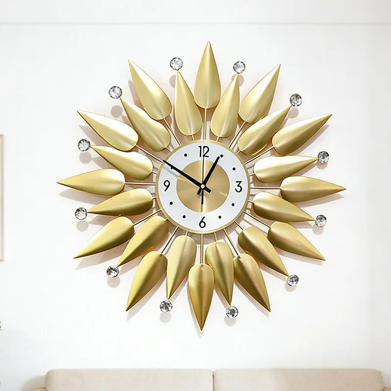 Luxury Wall Clock Metal Wall C - Luxury Lifestyle Hotel 评论和价格